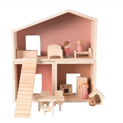 Poppenhuisje bestaande uit 3 kamers + 1 hondenhok, met houten poppetjes en houten meubeltjes inbegrepen.